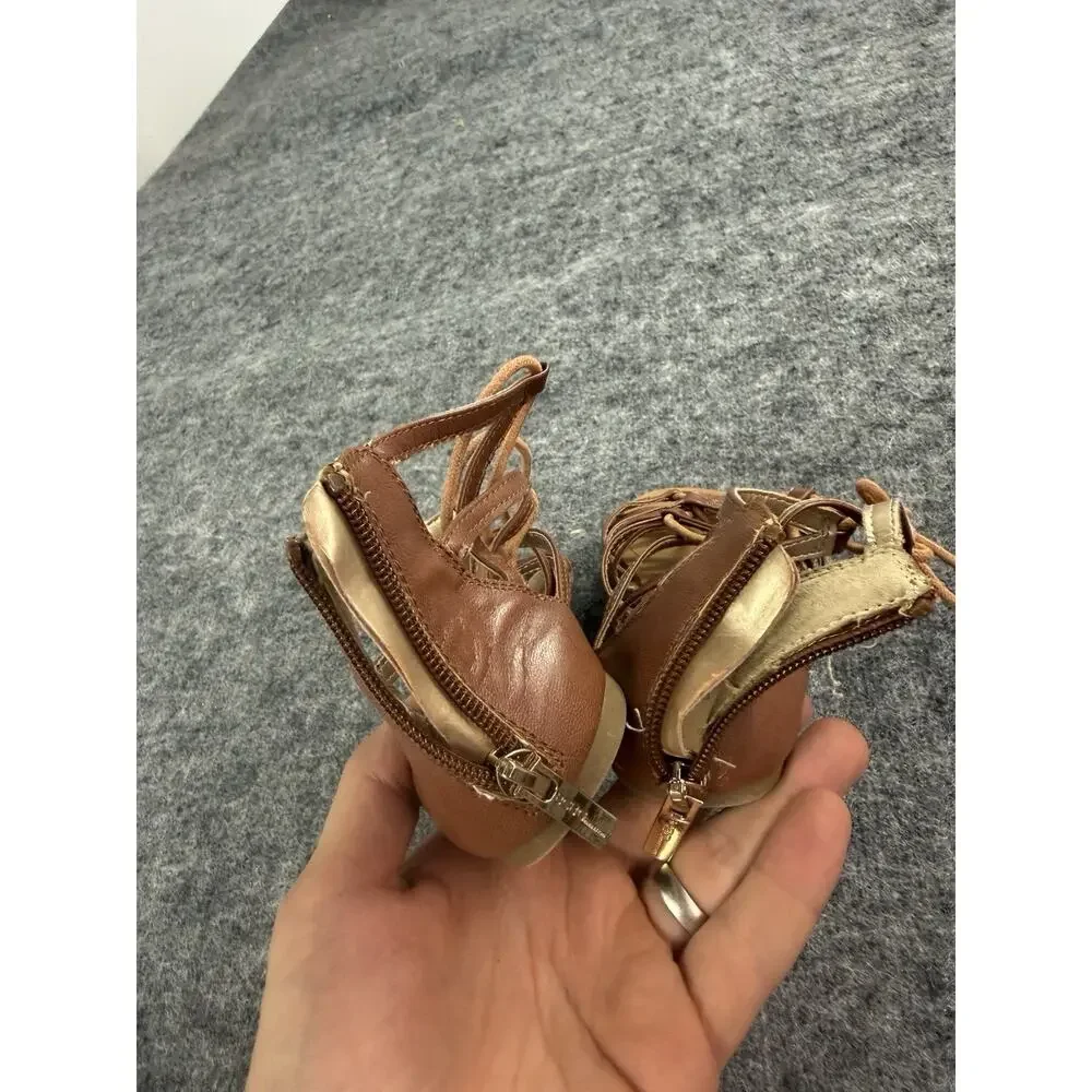 BCBGMAXAZRIA Gladiator Lace-Up Sandals Women Size 6 Back Zip Flat Brown A4